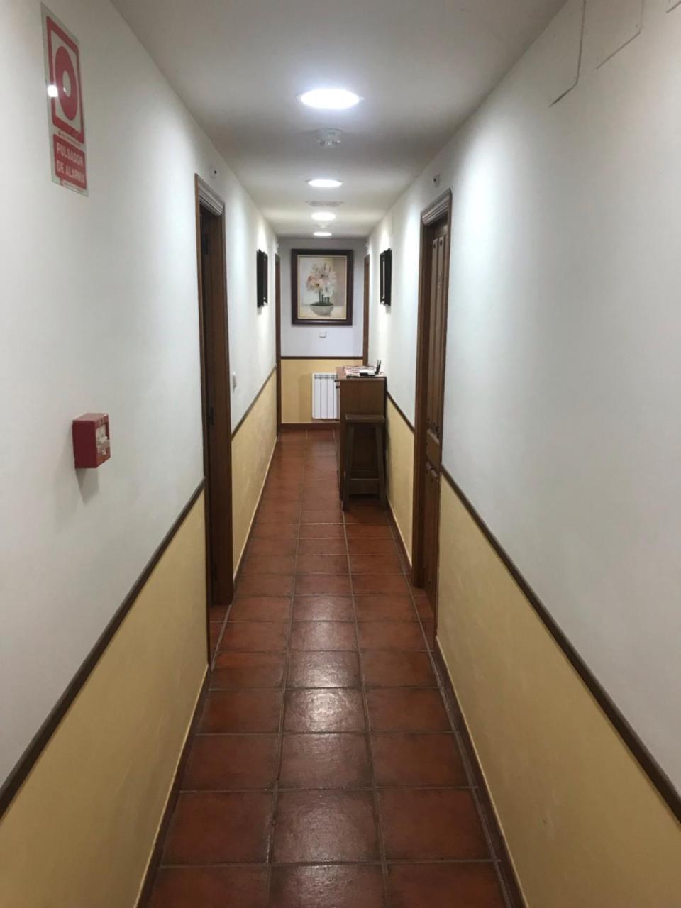 Hospedaje Casa Mariano Сеговия Экстерьер фото